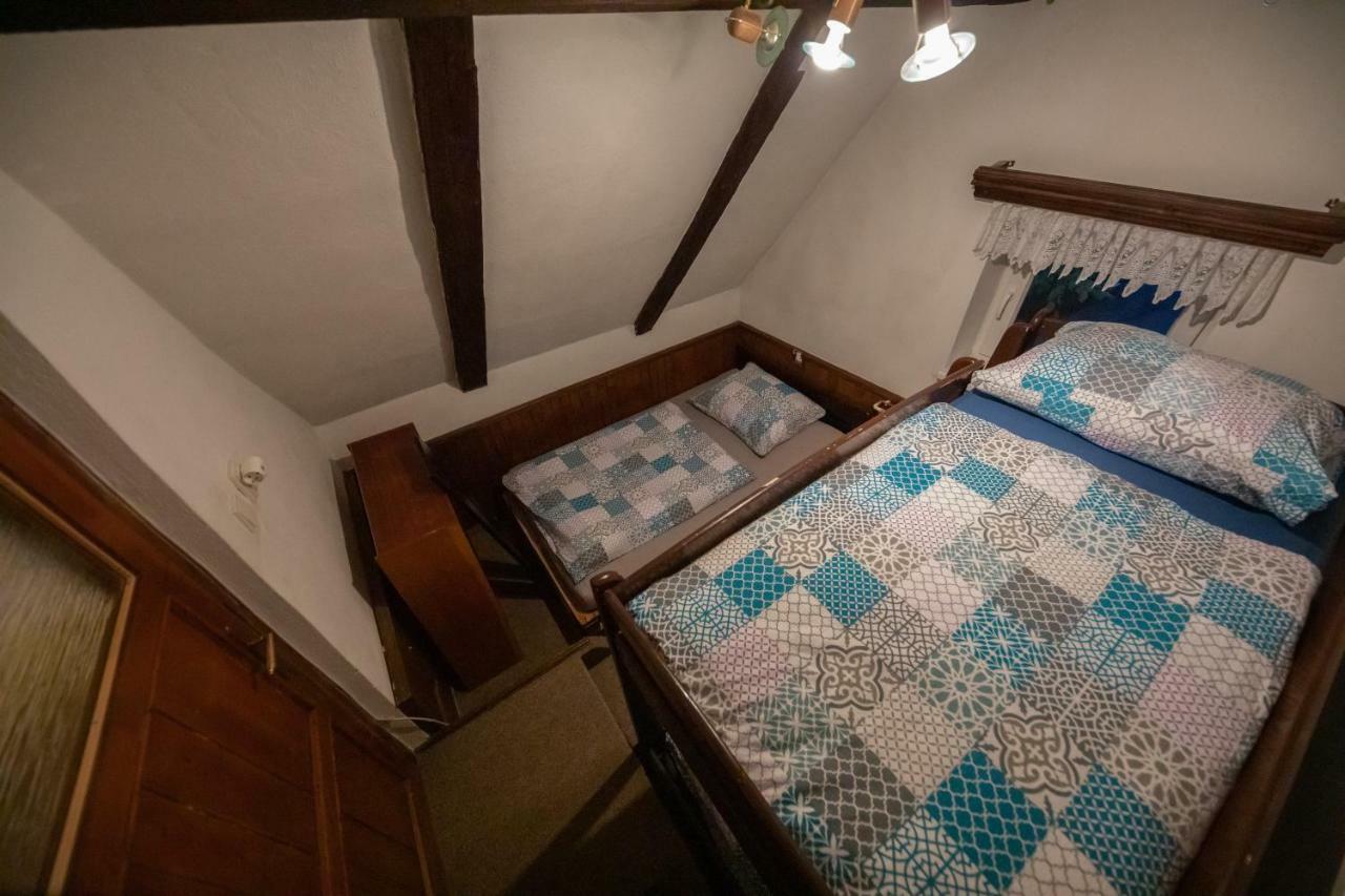 Chalupa Podhradi Jiřetín pod Jedlovou Exterior foto